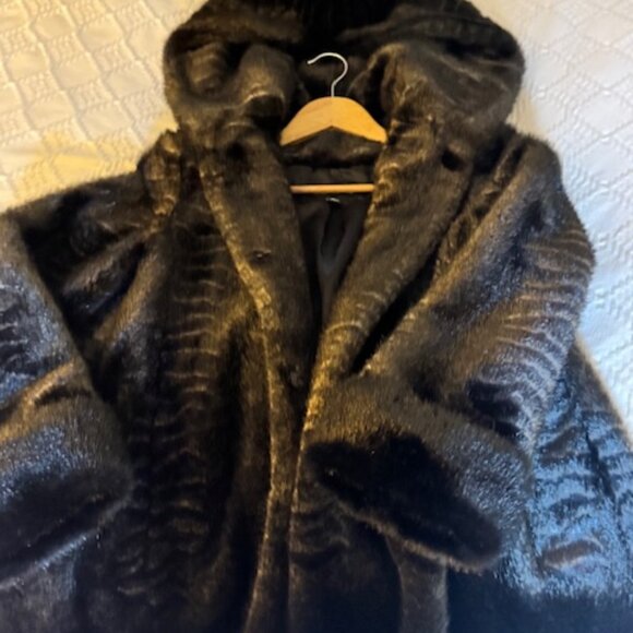 Hooded Faux Fur Coat - Jones of New York - Picture 3 of 5